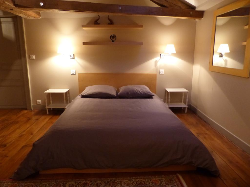 Le Domaine De Panissac Bed and Breakfast Berneuil  Kamer foto