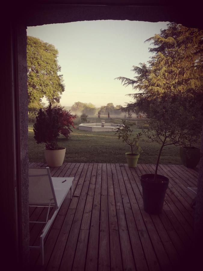 Le Domaine De Panissac Bed and Breakfast Berneuil  Buitenkant foto